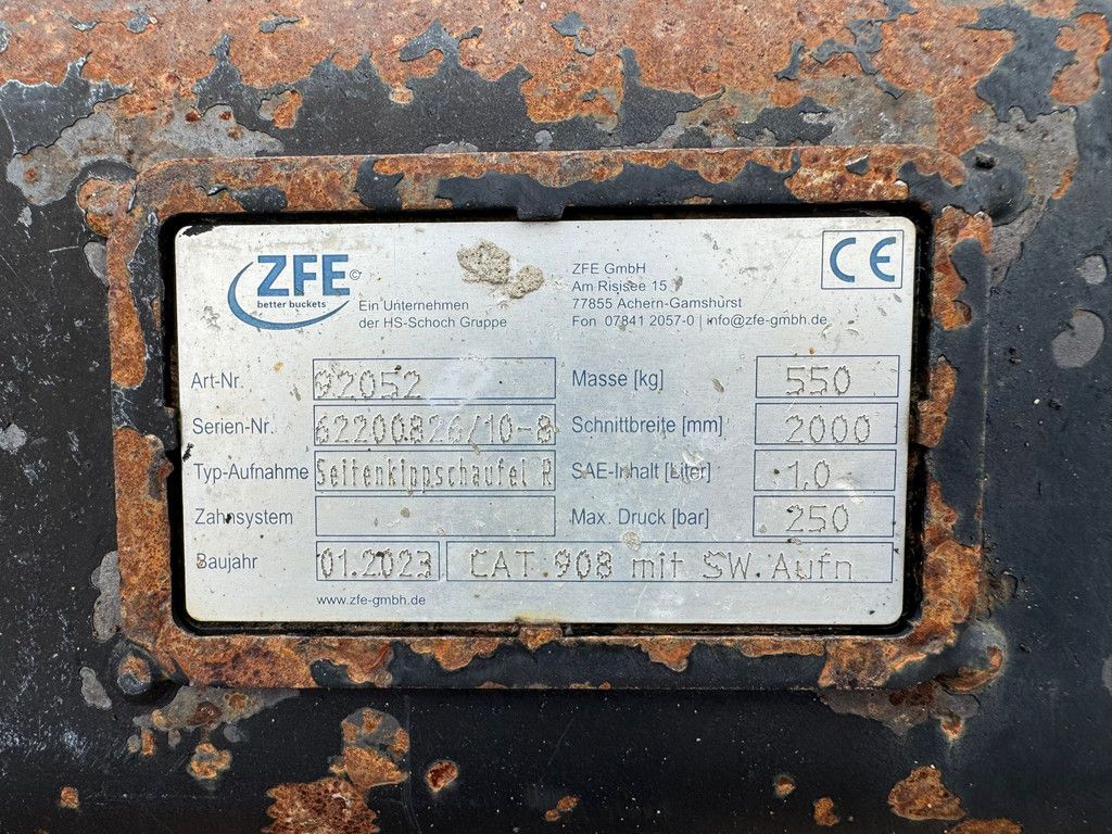 ZFE Side-Tilting bucket