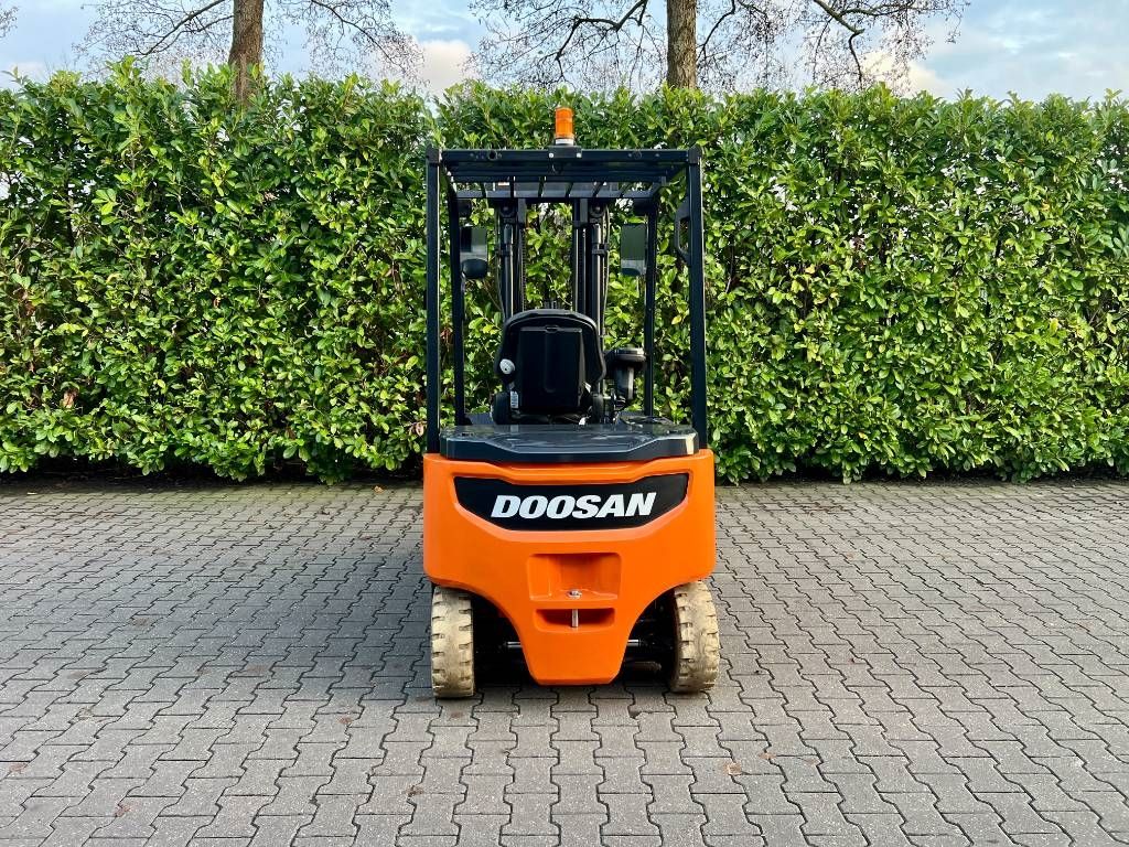Doosan B 18 X-7