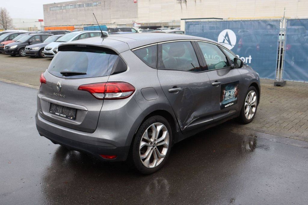 Personenauto Renault Scenic Benzine 116pk 2017 (Marge)
