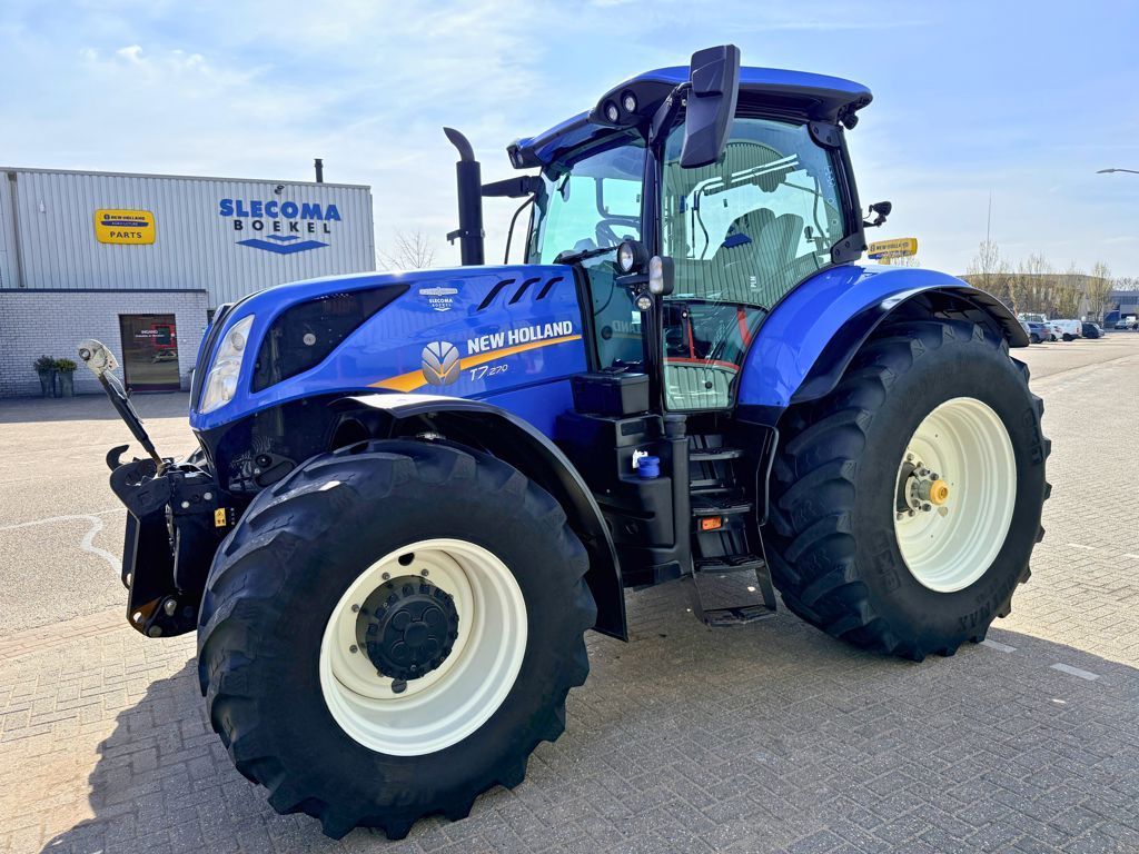 New Holland T7.270 AC Stage V