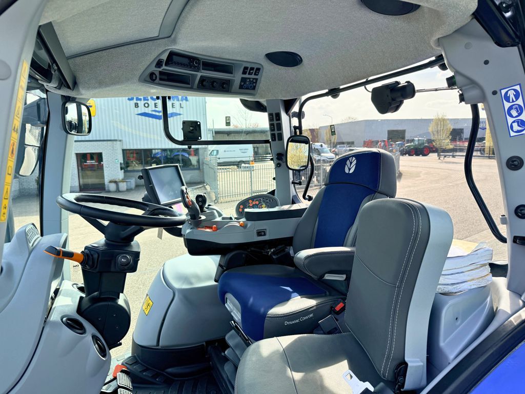 New Holland T7.260 AC Stage V GPS