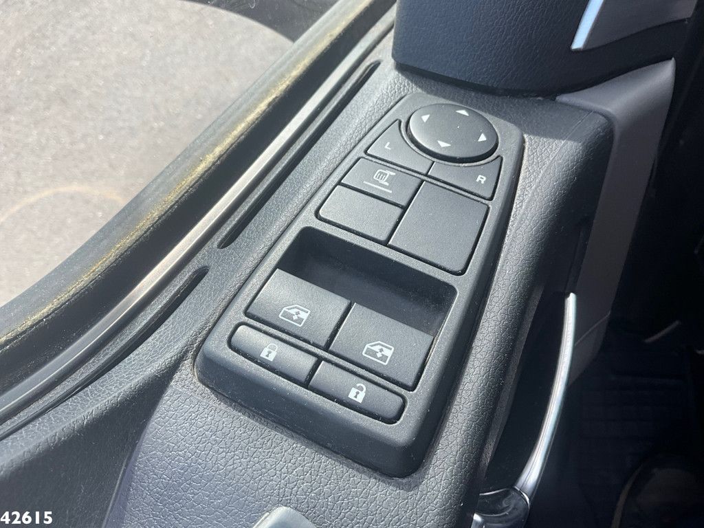 Man TGS 35.360 8x2 Euro 6 VDL 30 Ton haakarmsysteem