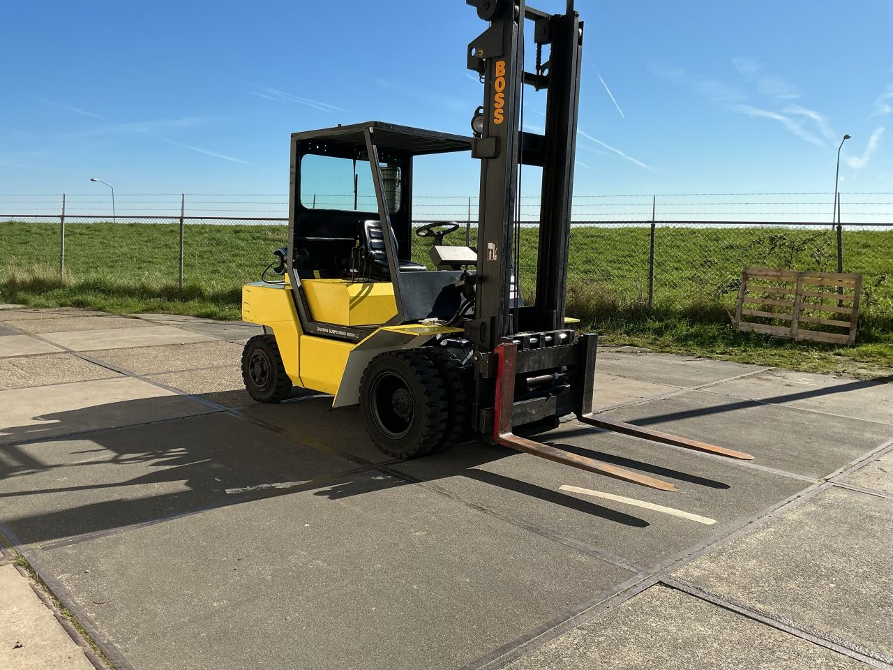 Te Koop Heftruck Boss 4 Tonner LPG