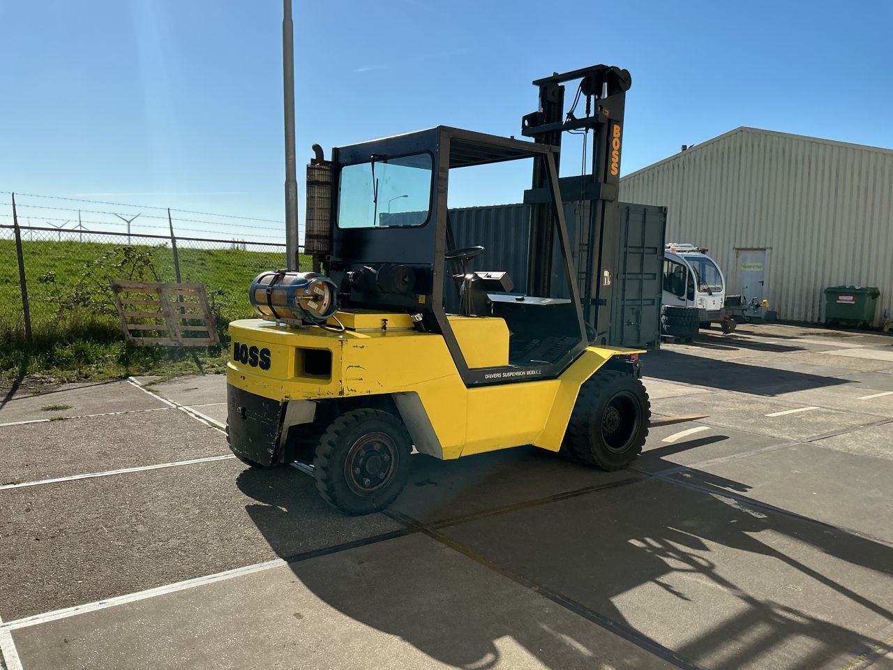 Te Koop Heftruck Boss 4 Tonner LPG