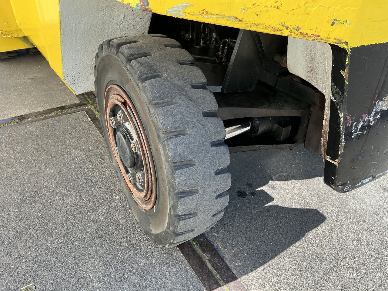 Te Koop Heftruck Boss 4 Tonner LPG