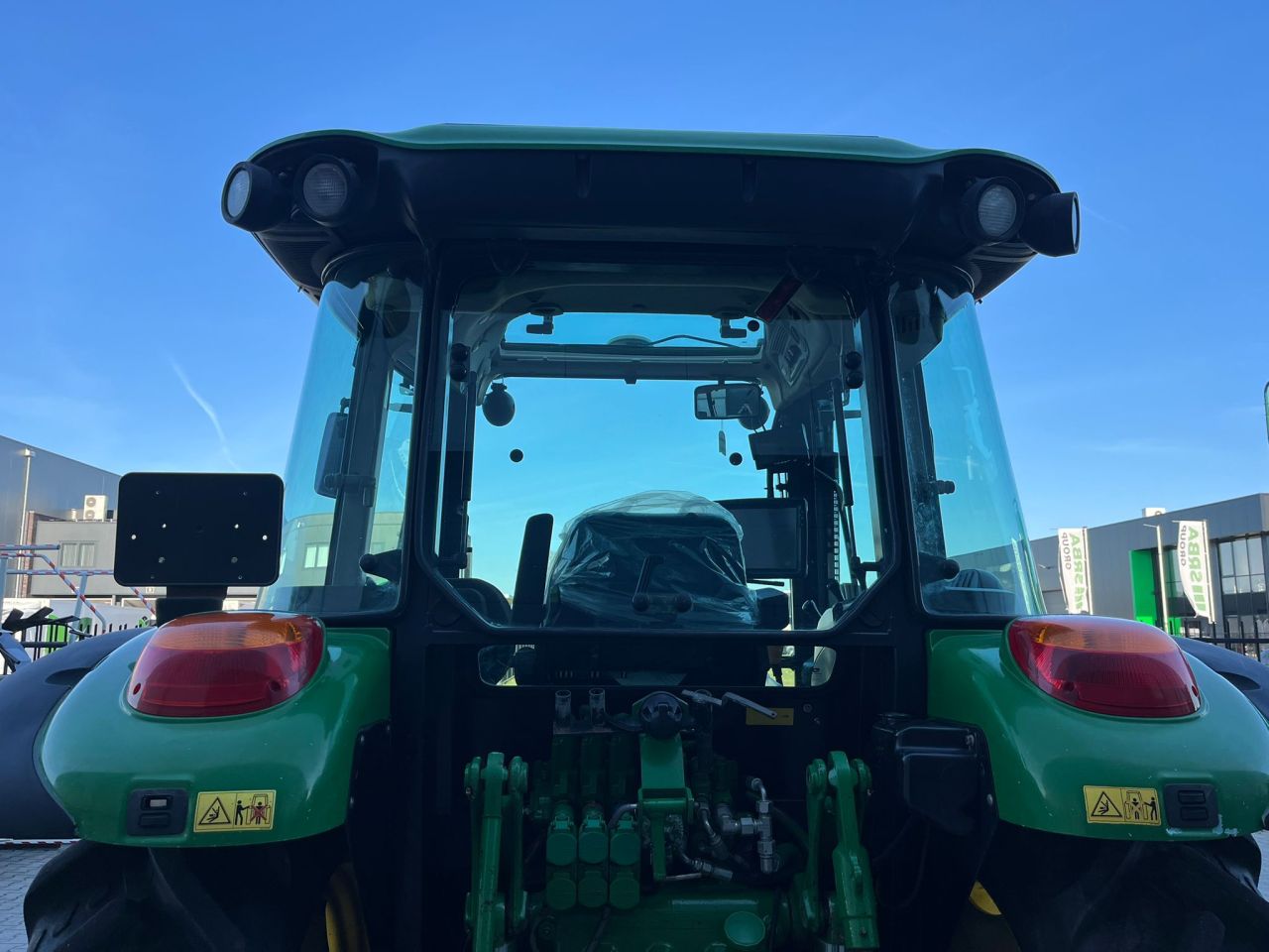 John Deere 5820 gps