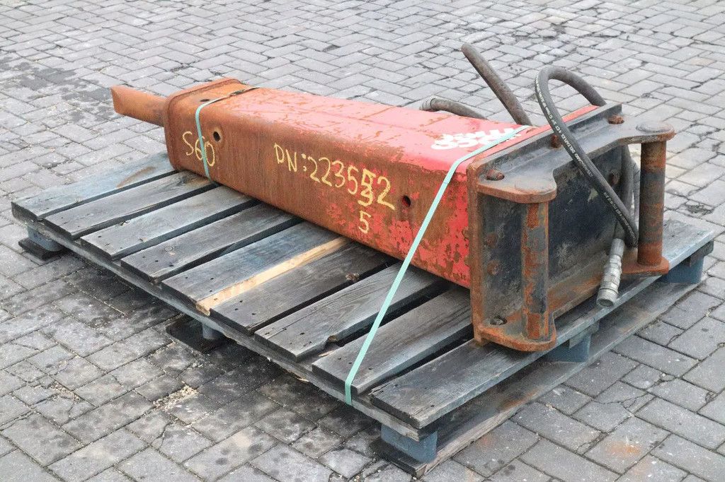 RAMMER HAMMER | S60 | HYDRAULIC BREAKER