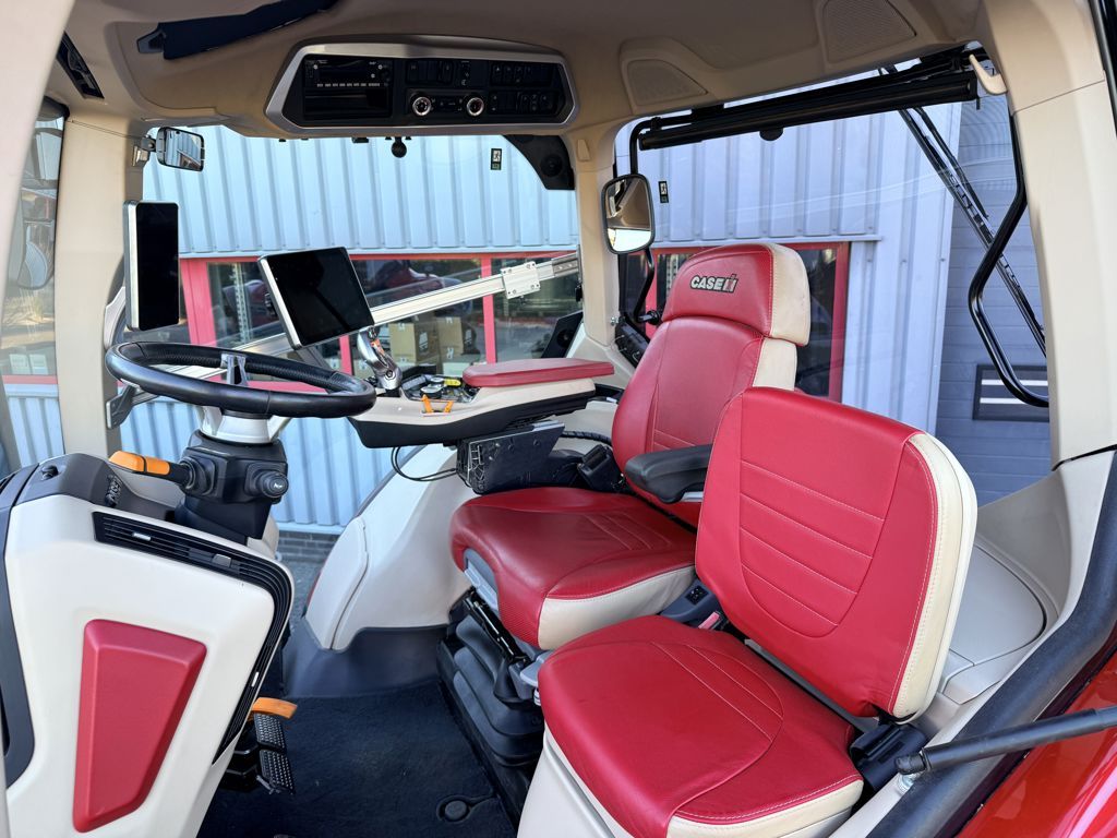 Case IH Optum 300 CVX GPS RTK