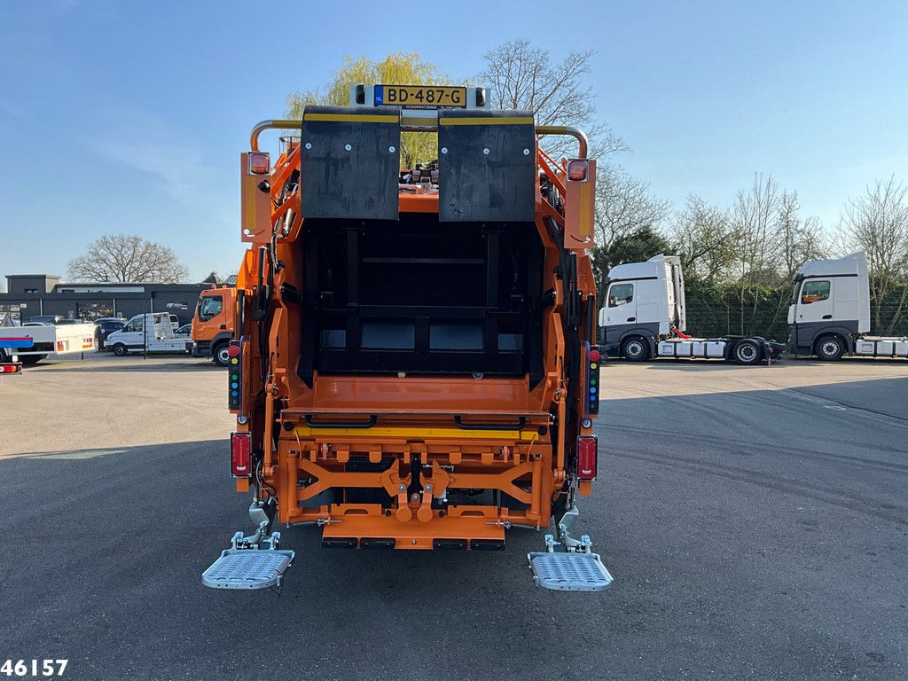 FUSO Canter 9C18 Geesink 7m³