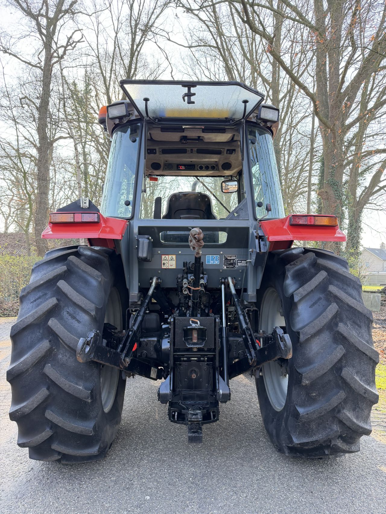 Massey Ferguson 4225