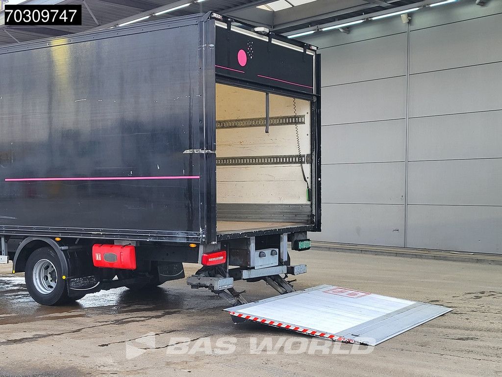 DAF LF 180 4X2 DEFECT!!! 12tonner Manual 1500kg Ladebordwand Euro 6