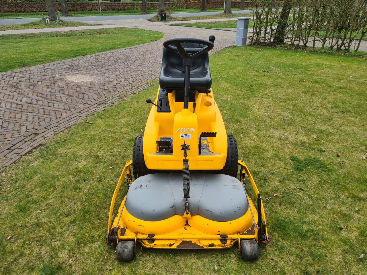 Stiga villa frontmaaier mulch maaier mulchmaaier hydrostaat.