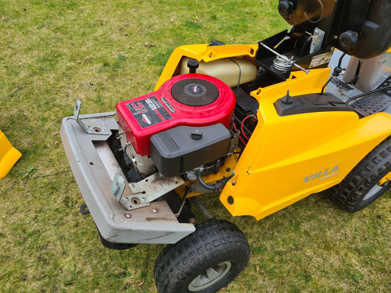 Stiga villa frontmaaier mulch maaier mulchmaaier hydrostaat.