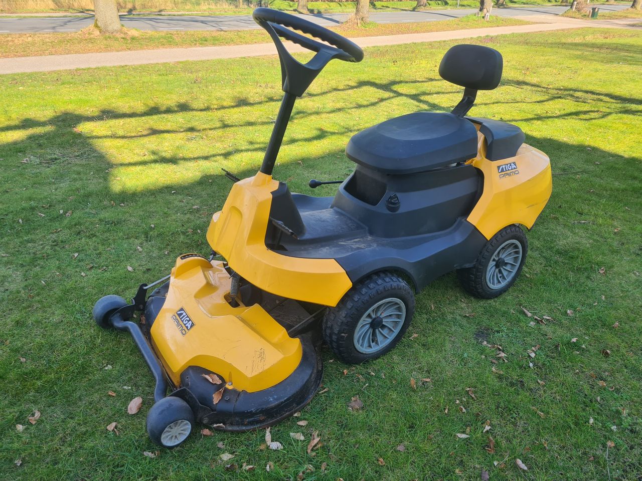 Stiga Primo frontmaaier.