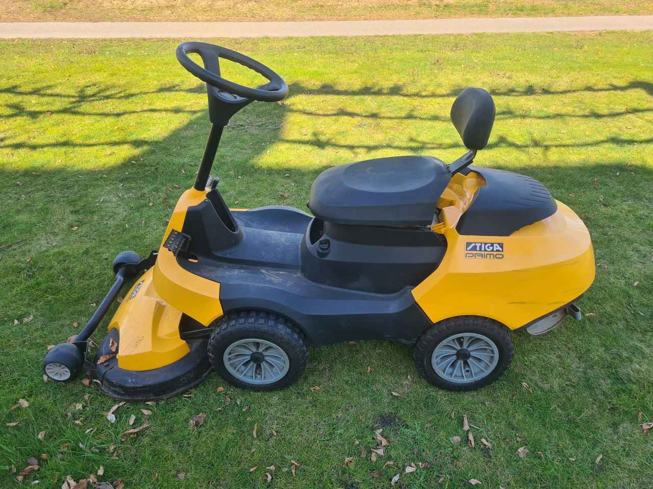 Stiga Primo frontmaaier.