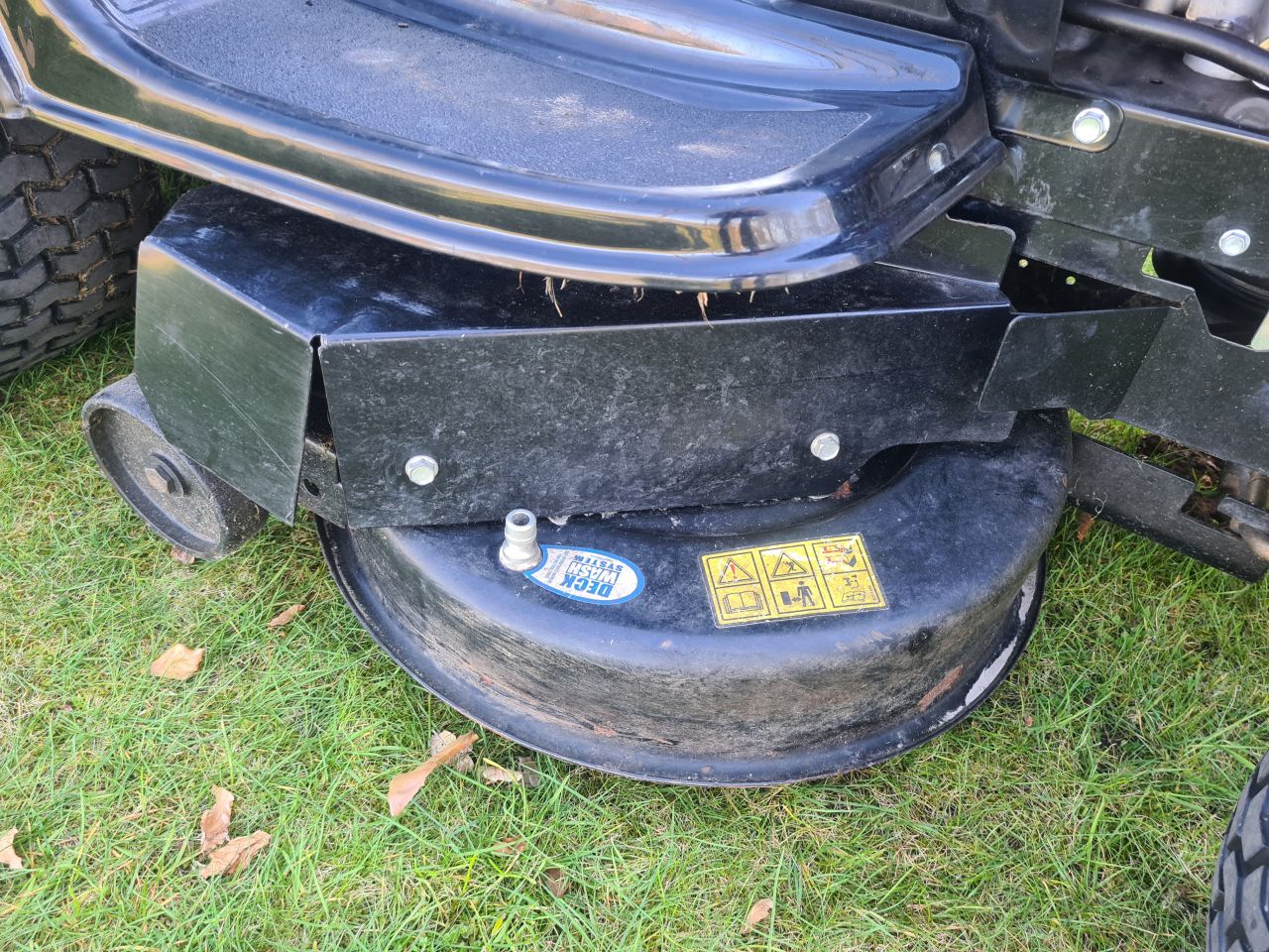 MTD zitmaaier met opvangbak.