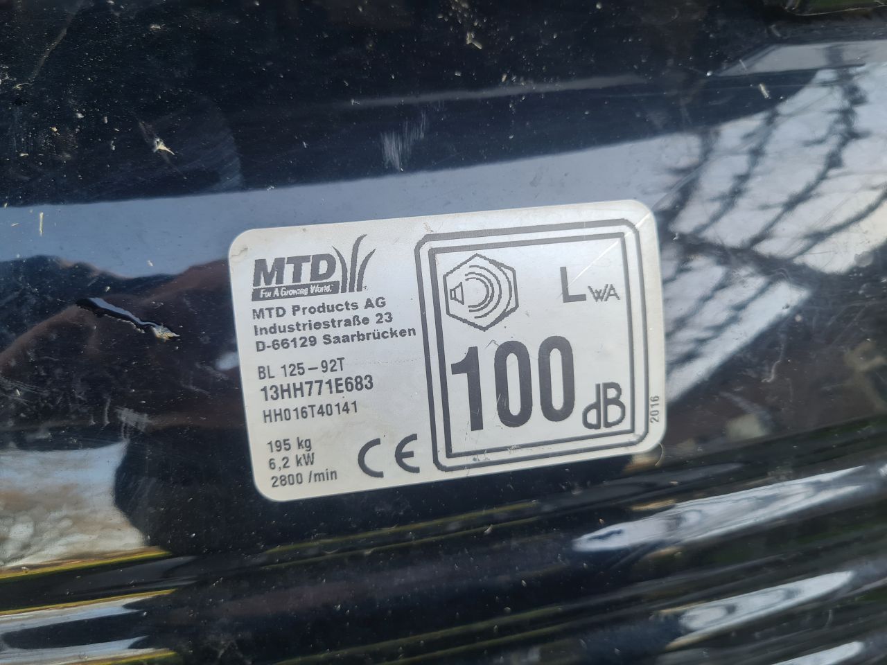 MTD zitmaaier met opvangbak.