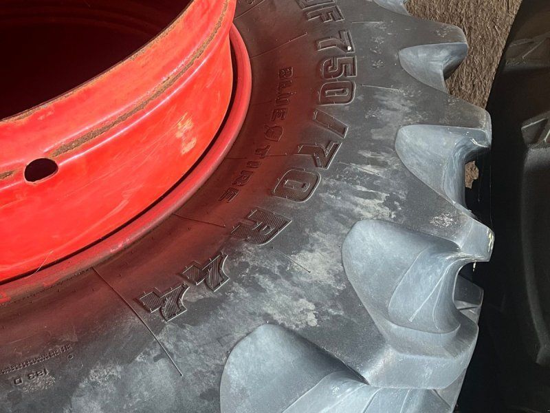 750/70-44 Tvillingehjul