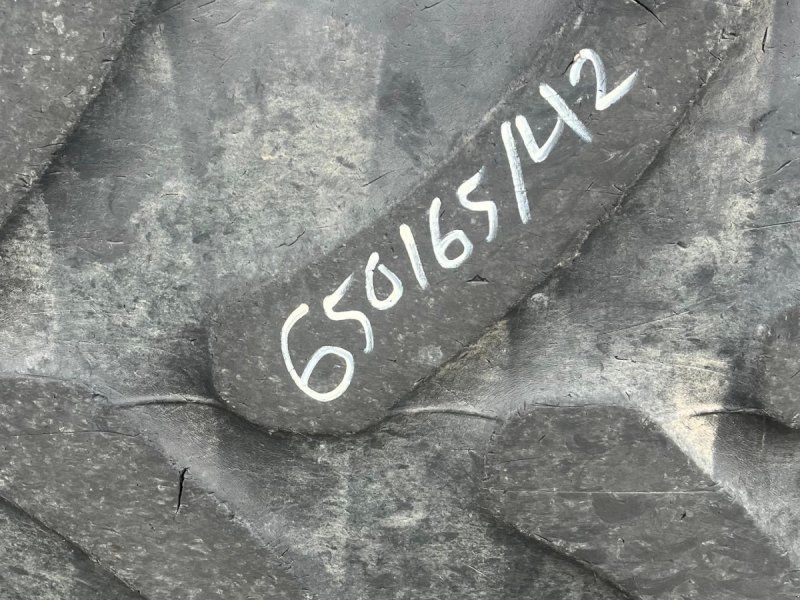 650/65R42 Tvillingehjul