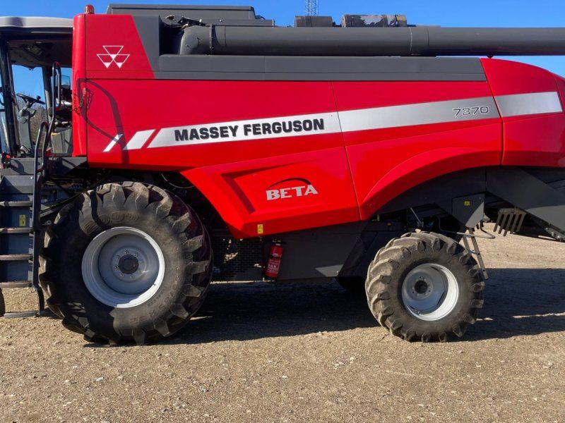 Massey Ferguson 7370 Beta