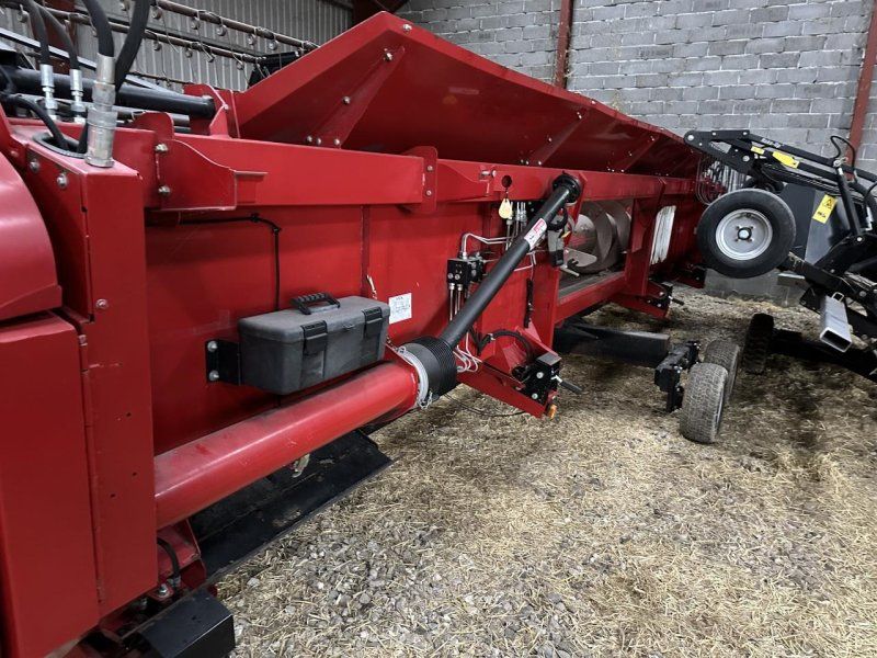 Case IH 25 F. VARIFEED