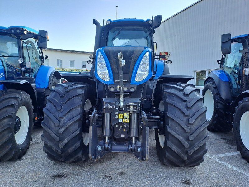 New Holland T8.420