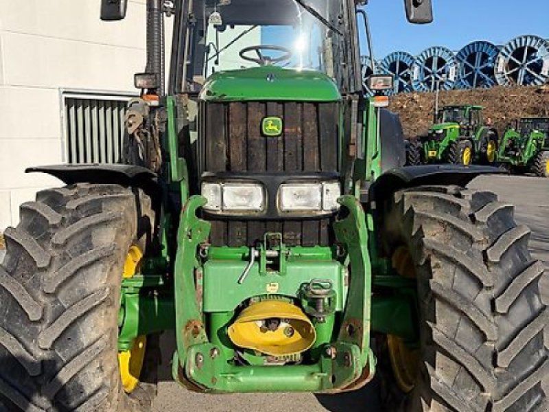 John Deere 6620