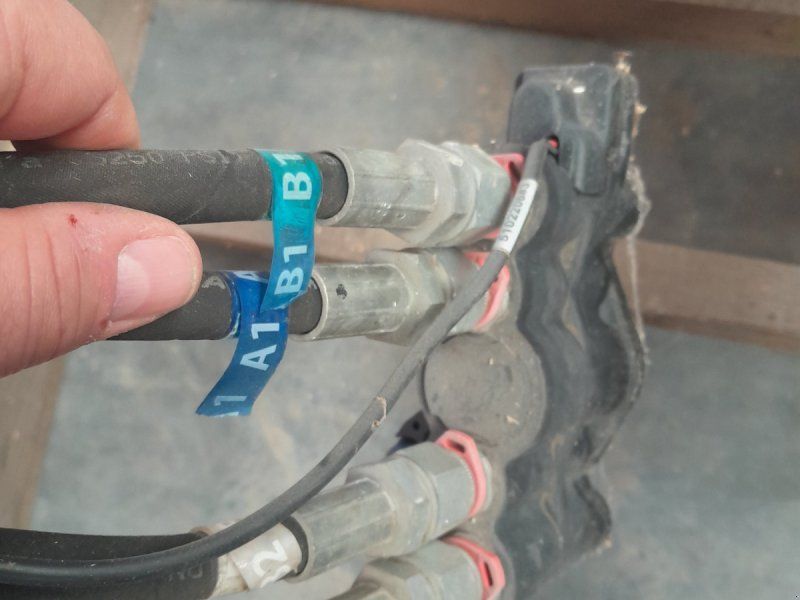 Massey Ferguson Frontladerschwinge