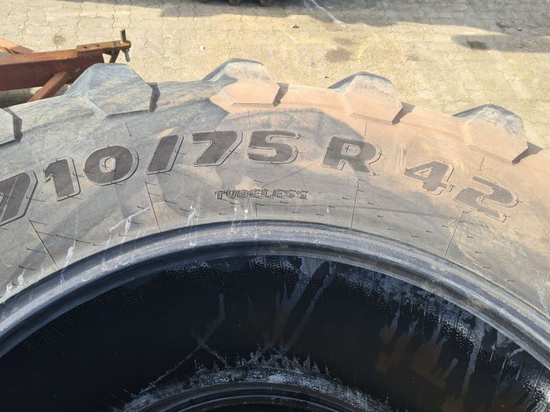 Trelleborg TM900 710/75R42 TM900