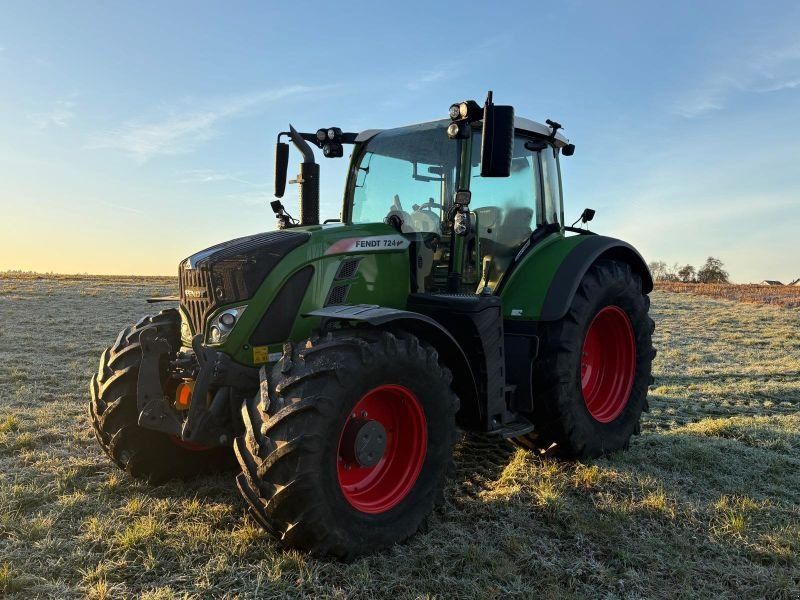 Fendt 724 VARIO S4 PROFI PLUS