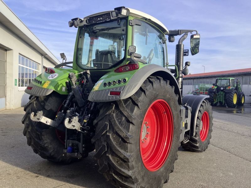 Fendt 718 VARIO S4 PROFI