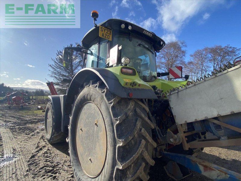 Claas ARION 650