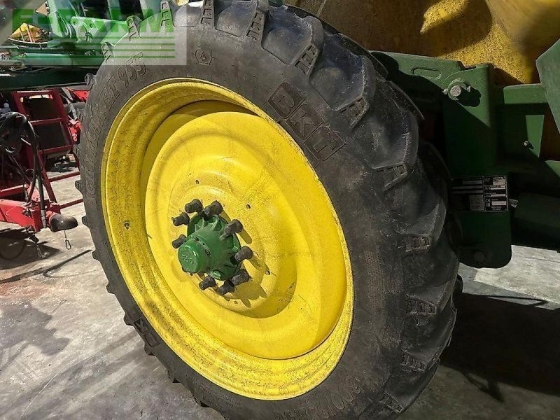 John Deere m732i