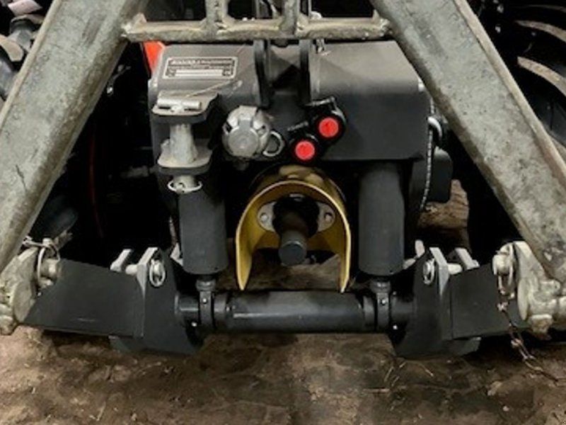 Kubota M5-071N Narrow