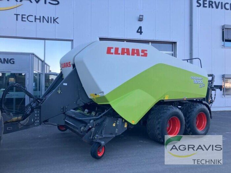 Claas QUADRANT 3200 FC