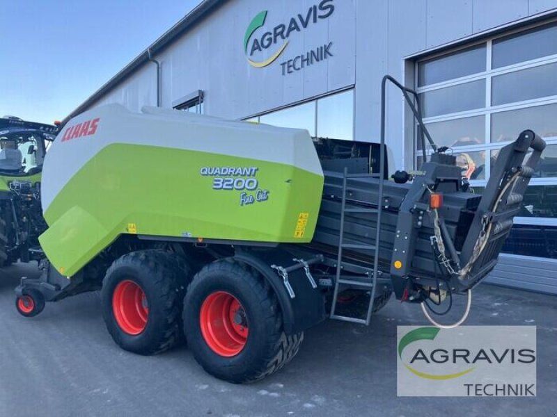 Claas QUADRANT 3200 FC