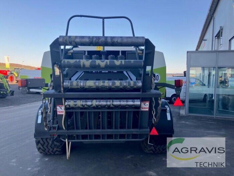 Claas QUADRANT 3200 FC