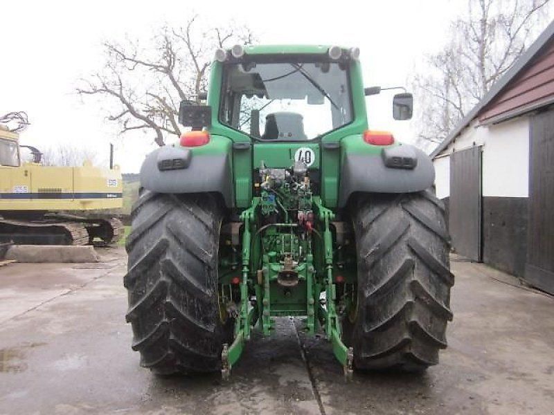 John Deere 7530
