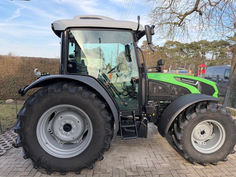 Deutz-Fahr 5105 D GS mit 3fach Lastschaltgetriebe und Powershuttle, 