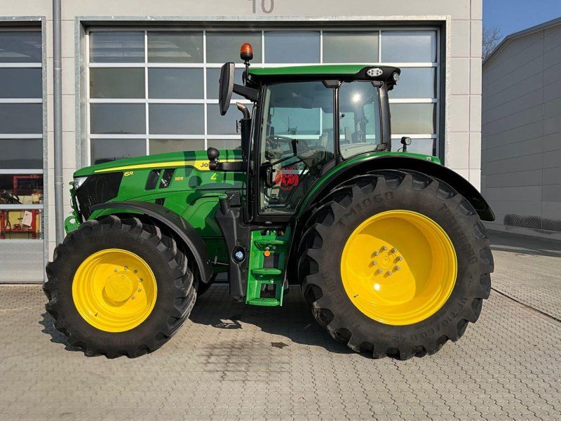 John Deere 6R185