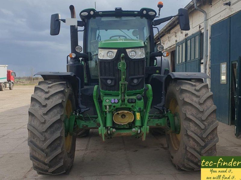 John Deere 6215 R
