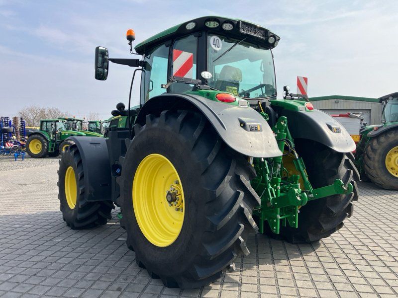 John Deere 6R215 mit FKH und Garantie bis 2028