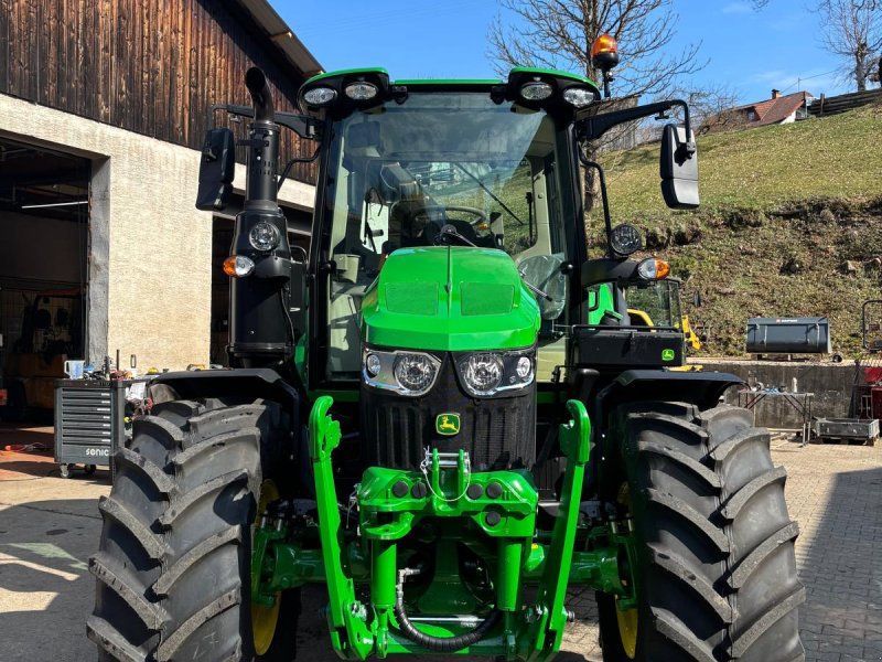 John Deere 6M 105