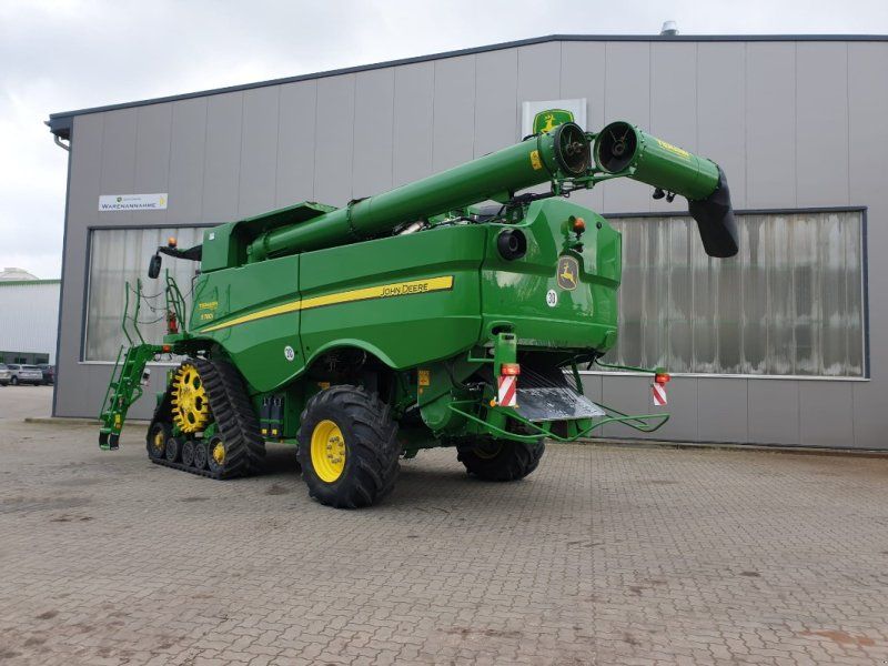 John Deere S780 mit Schneidwerk 735PF