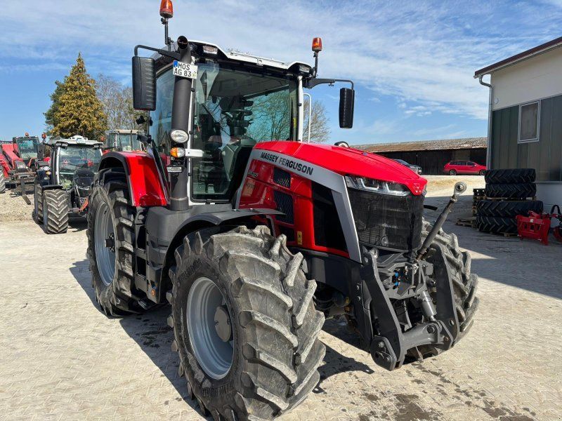 Massey Ferguson 8S.305 Dyna VT