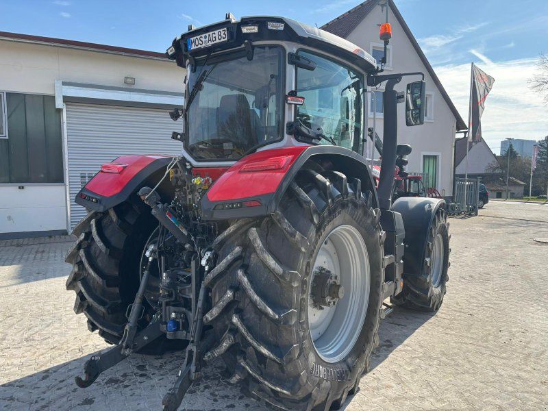 Massey Ferguson 8S.305 Dyna VT