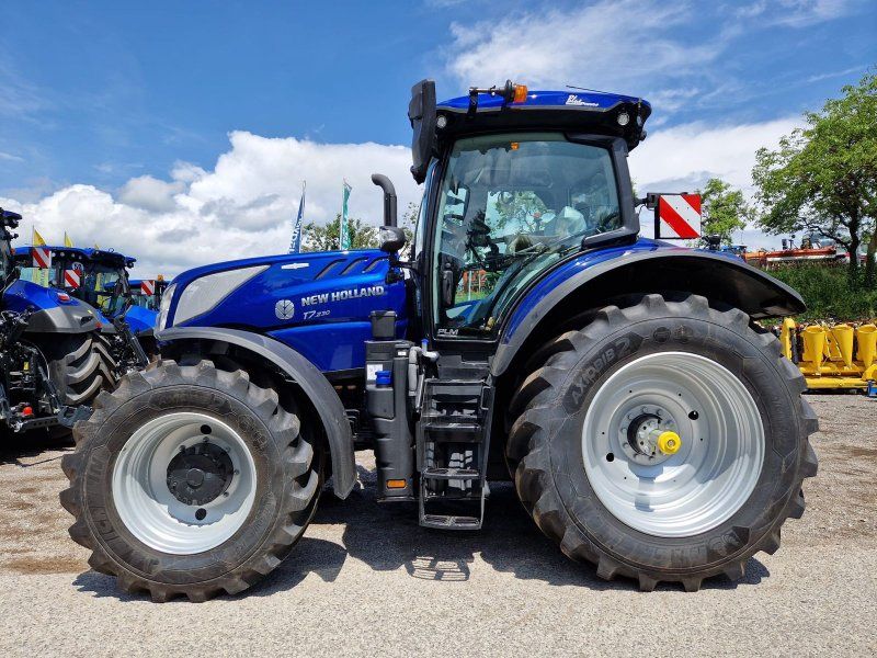New Holland T7.230 PLM Auto Command