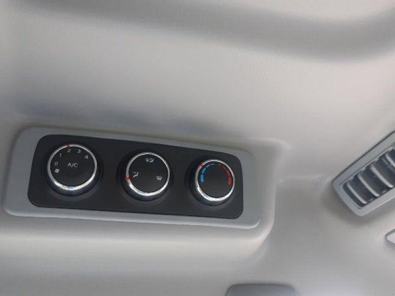 New Holland Boomer 35