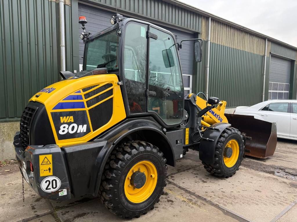 Komatsu WA 80 M-8