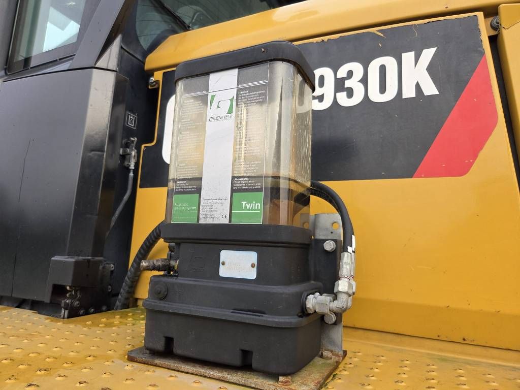 CAT 930 K